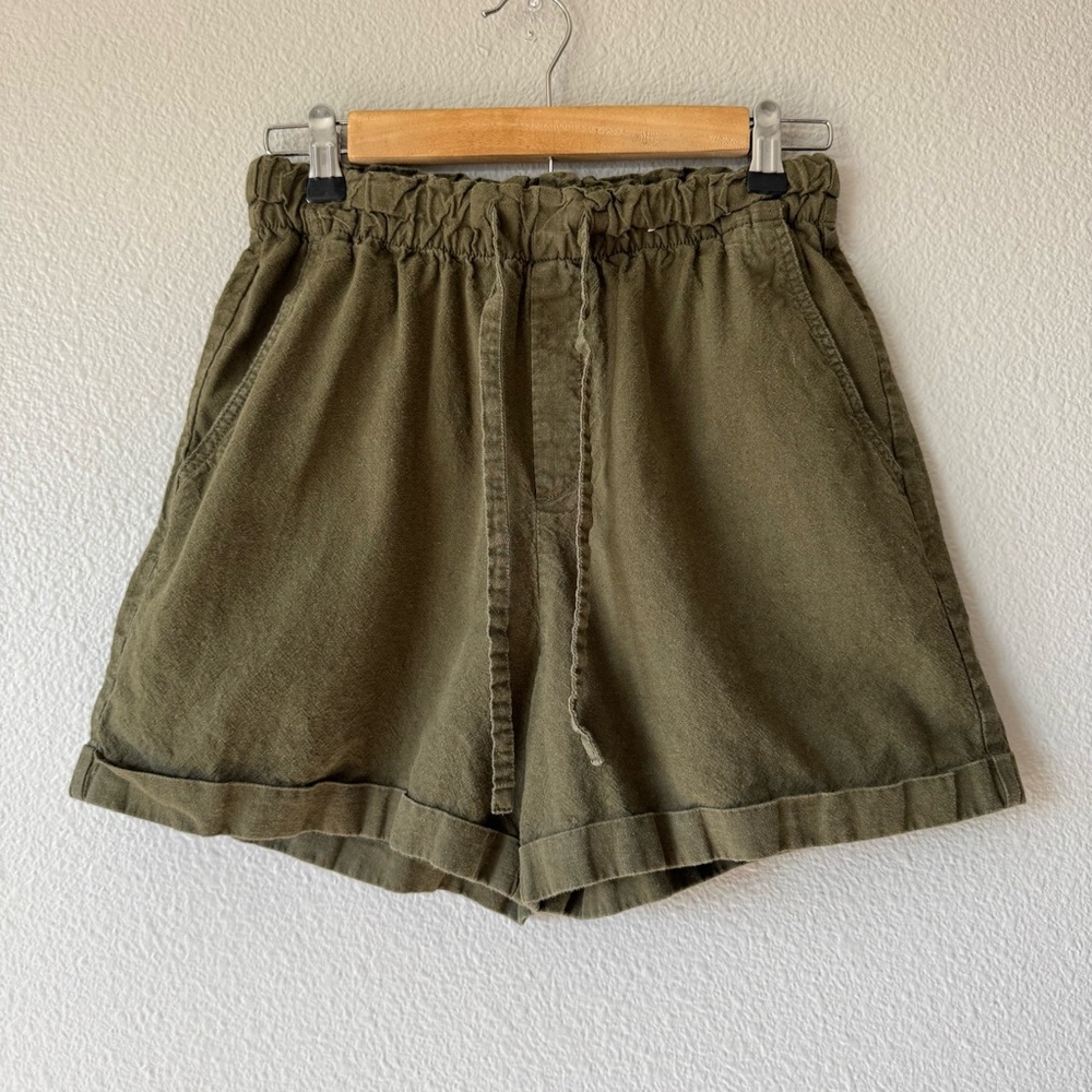 Uniqlo Paperbag Linen Shorts High Waisted - Picture 6 of 7